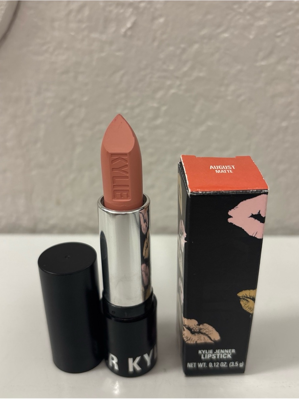 Kylie Cosmetics August Matte Lipstick - Peachy Nude